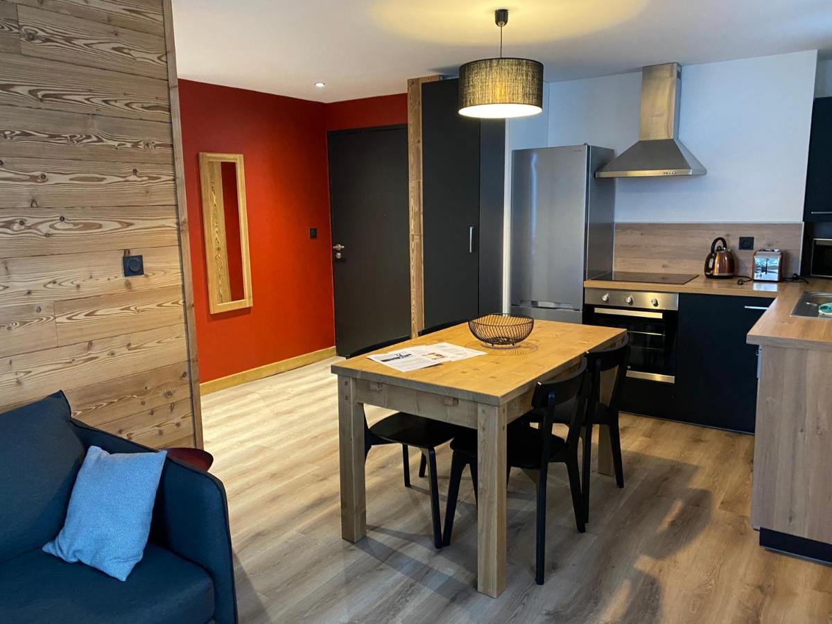 Residence Les 3 Sommets Sarcenas ภายนอก รูปภาพ